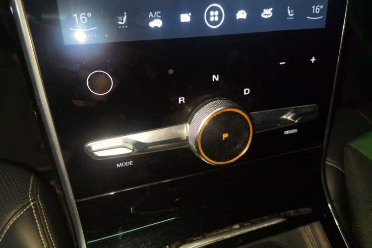 Used Roewe MARVEL X 2018 Rear-Drive Model Gear Lever