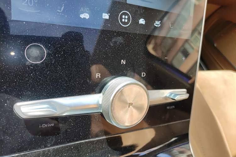 Used Roewe MARVEL X 2018 All-Wheel-Drive Model Gear Lever