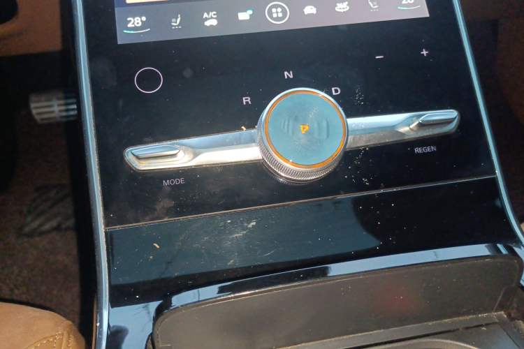 Used Roewe MARVEL X 2018 Rear-Drive Model Gear Lever