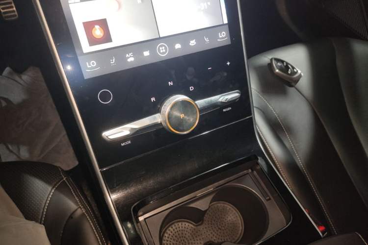 Used Roewe MARVEL X 2018 Rear-Drive Model Gear Lever