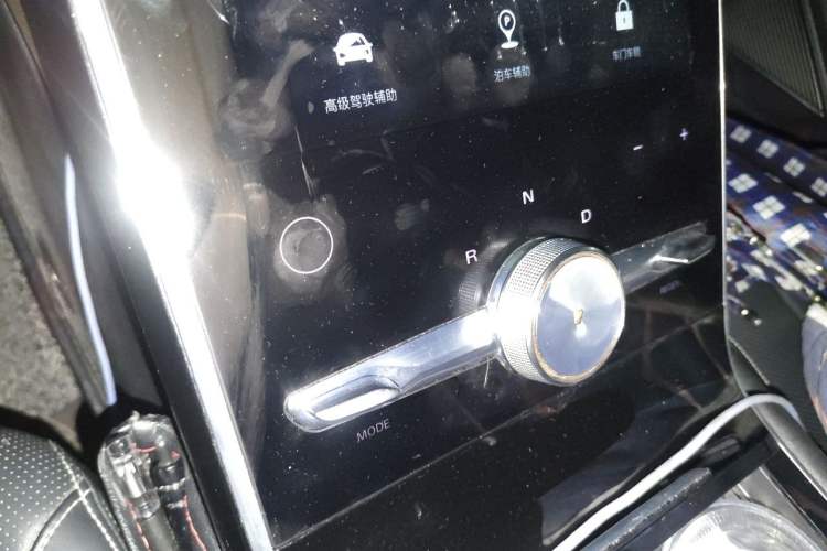 Used Roewe MARVEL X 2018 Rear-Drive Model Gear Lever