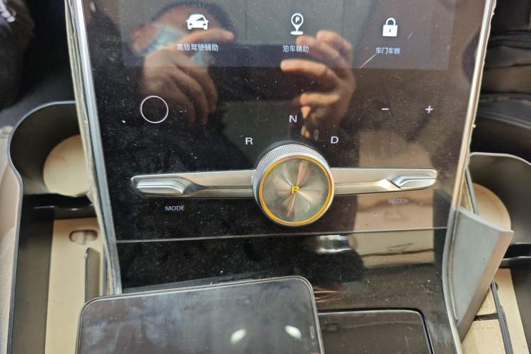 Used Roewe MARVEL X 2018 Rear-Drive Model Gear Lever