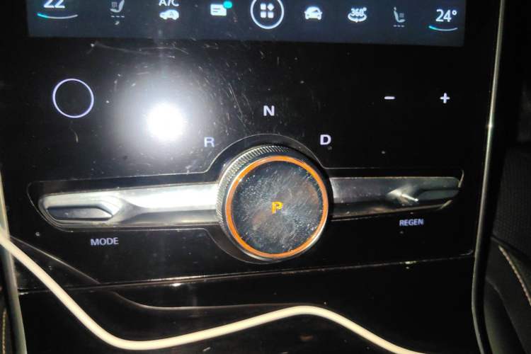 Used Roewe MARVEL X 2018 Rear-Drive Model Gear Lever