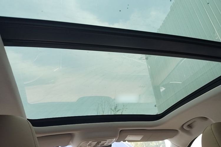 Used Roewe MARVEL X 2018 All-Wheel-Drive Model Headliner