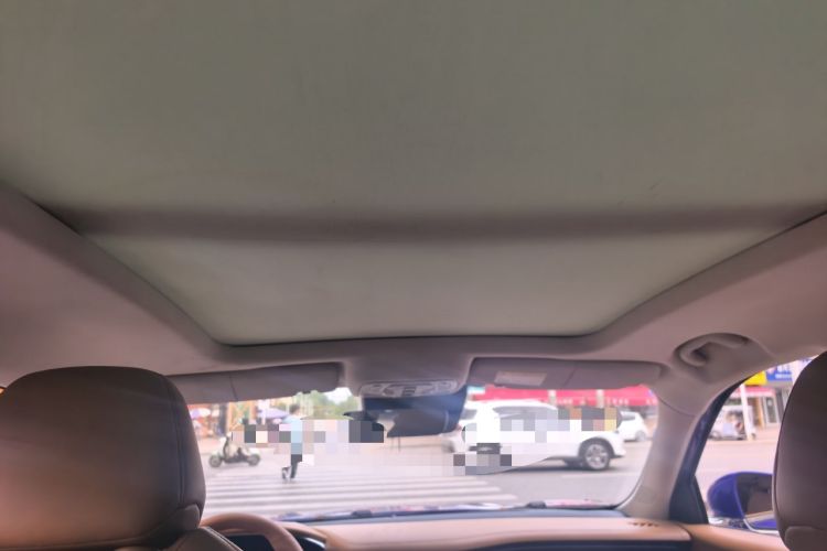 Used Roewe MARVEL X 2018 All-Wheel-Drive Model Headliner