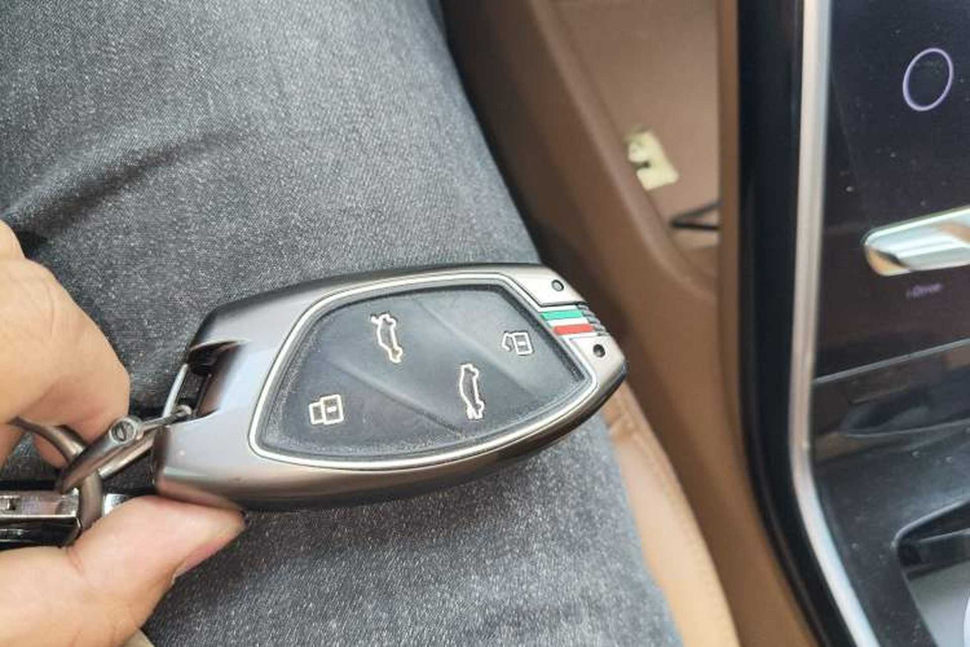 Used Roewe MARVEL X 2018 All-Wheel-Drive Model Interior 1