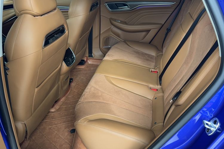 Used Roewe MARVEL X 2018 Rear-Drive Model Interior 1