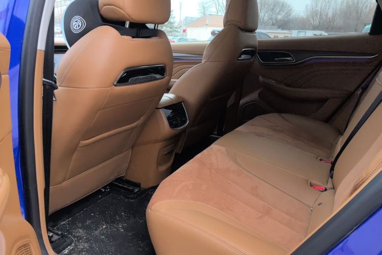 Used Roewe MARVEL X 2018 Rear-Drive Model Interior 2