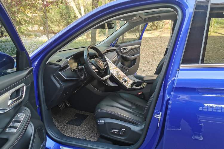 Used Roewe MARVEL X 2018 Rear-Drive Model Interior 2