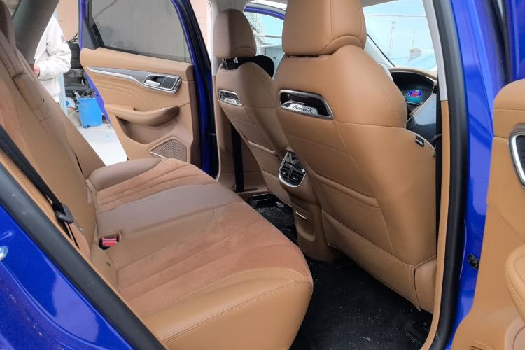 Used Roewe MARVEL X 2018 Rear-Drive Model Interior 3