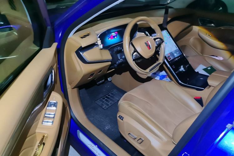 Used Roewe MARVEL X 2018 Rear-Drive Model Interior 3