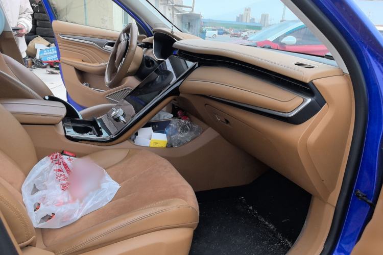Used Roewe MARVEL X 2018 Rear-Drive Model Interior 5