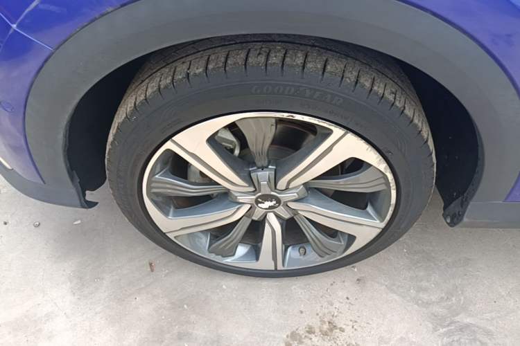 Used Roewe MARVEL X 2018 Rear-Drive Model Left Front Wheel Hub