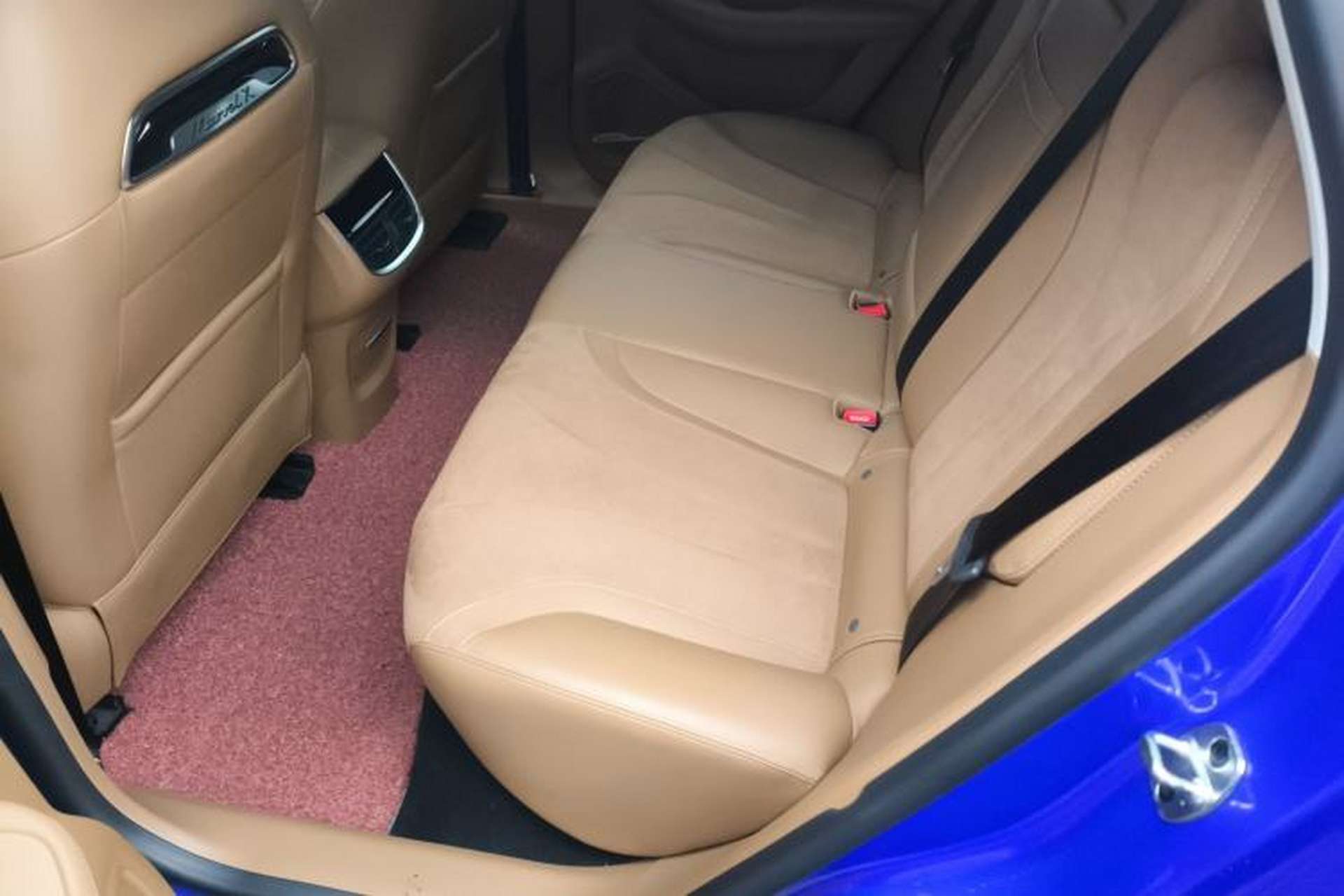 Used Roewe MARVEL X 2018 Rear-Drive Model Left Rear Seat