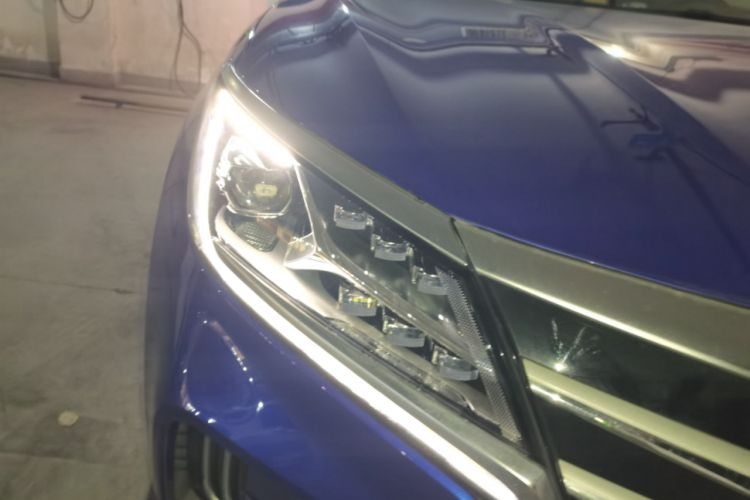 Used Roewe MARVEL X 2018 Rear-Drive Model Right Front Headlight