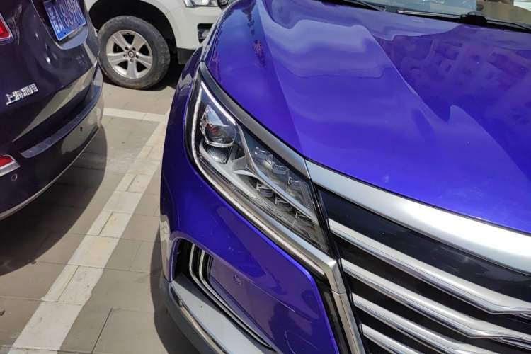 Used Roewe MARVEL X 2018 All-Wheel-Drive Model Right Front Headlight