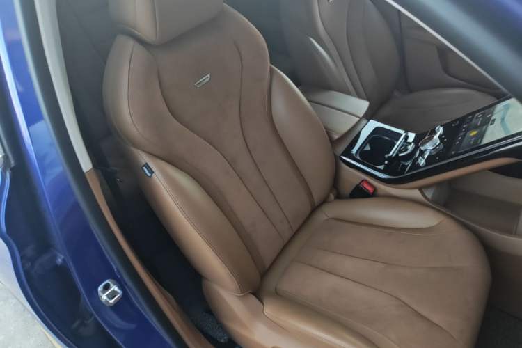 Used Roewe MARVEL X 2018 All-Wheel-Drive Model Right Front Seat
