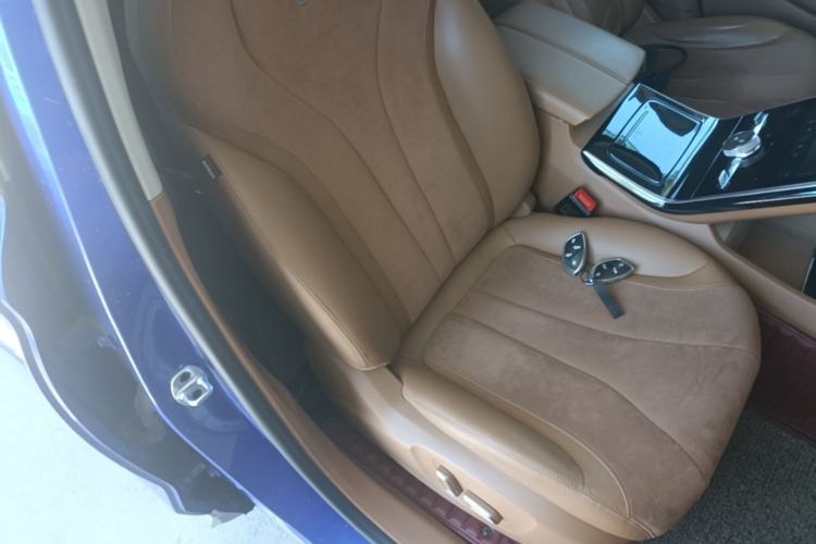 Used Roewe MARVEL X 2018 Rear-Drive Model Right Front Seat