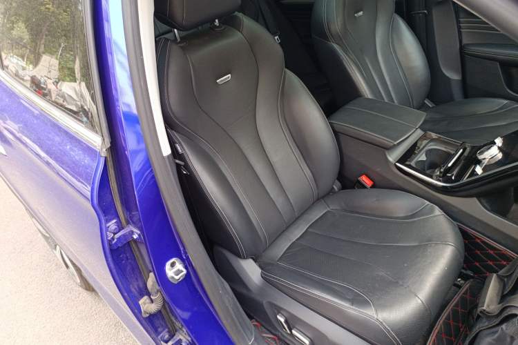 Used Roewe MARVEL X 2018 Rear-Drive Model Right Front Seat