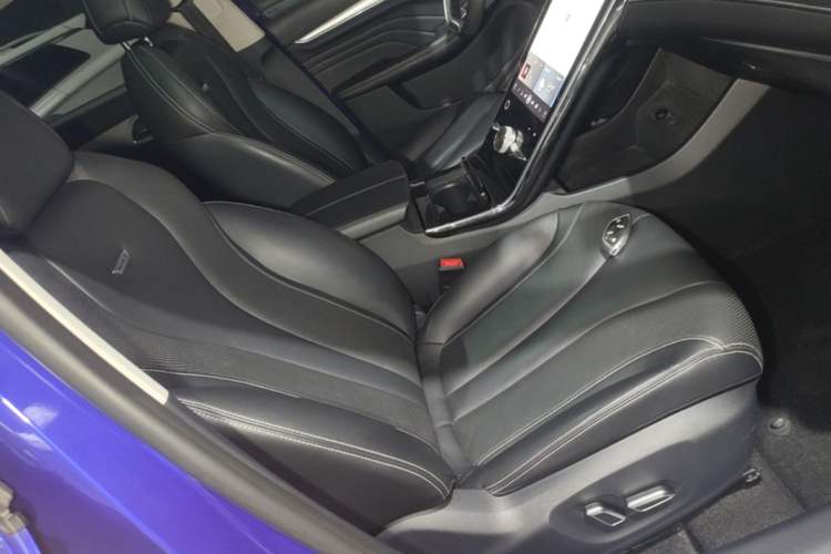 Used Roewe MARVEL X 2018 Rear-Drive Model Right Front Seat