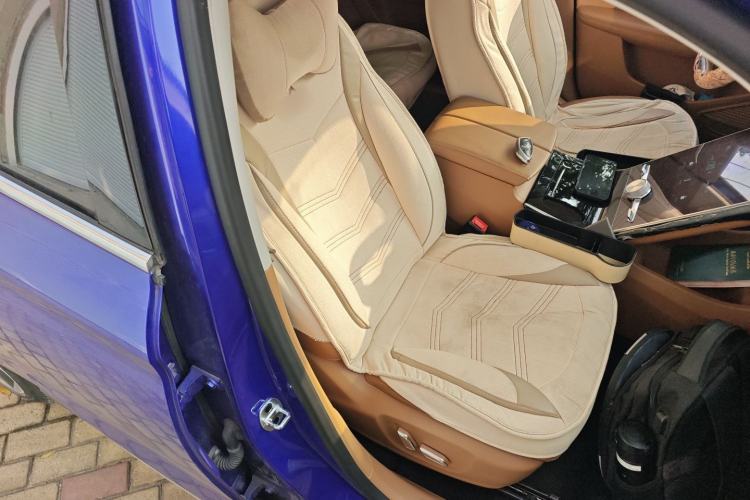 Used Roewe MARVEL X 2018 Rear-Drive Model Right Front Seat