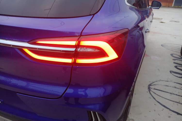 Used Roewe MARVEL X 2018 Rear-Drive Model Right Rear Taillight