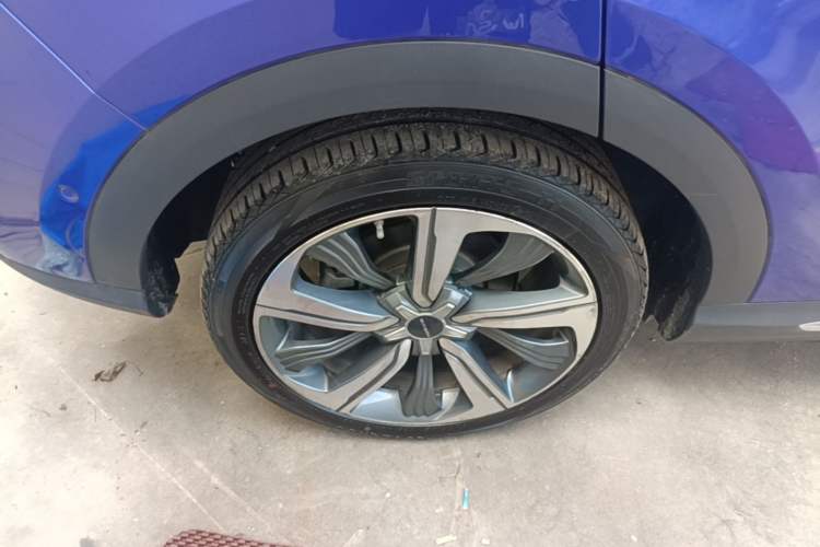 Used Roewe MARVEL X 2018 Rear-Drive Model Right Rear Wheel Hub