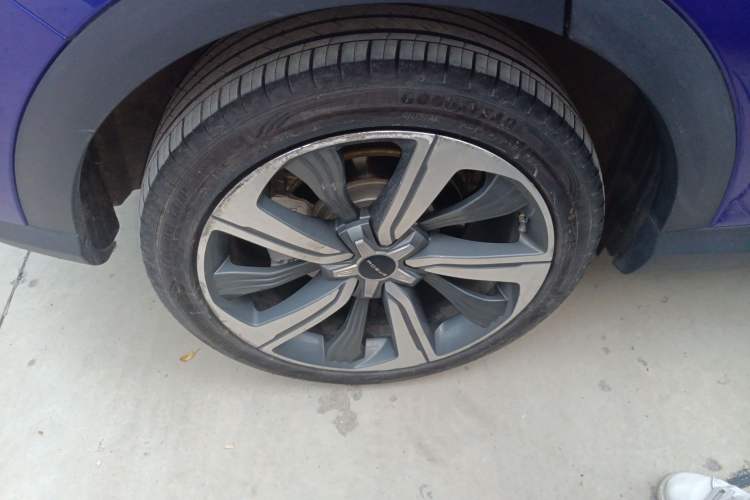 Used Roewe MARVEL X 2018 Rear-Drive Model Right Rear Wheel Hub