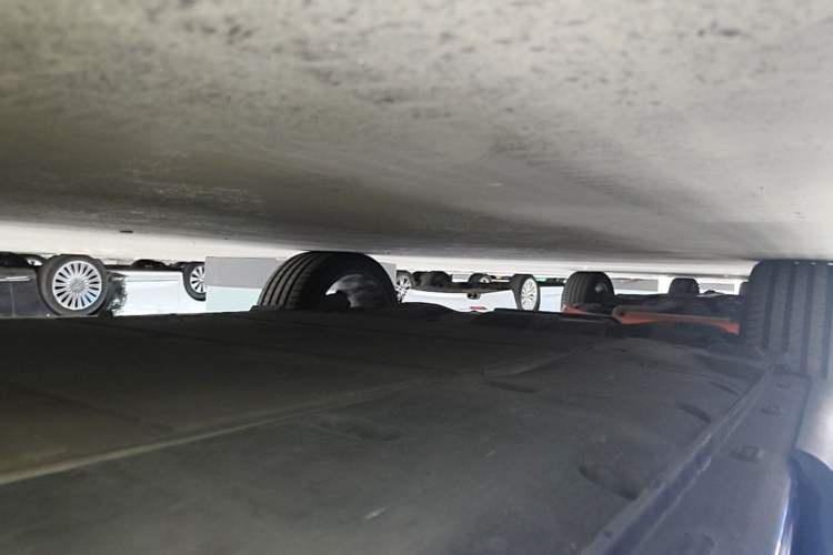 Used Roewe MARVEL X 2018 All-Wheel-Drive Model Right Side Sill