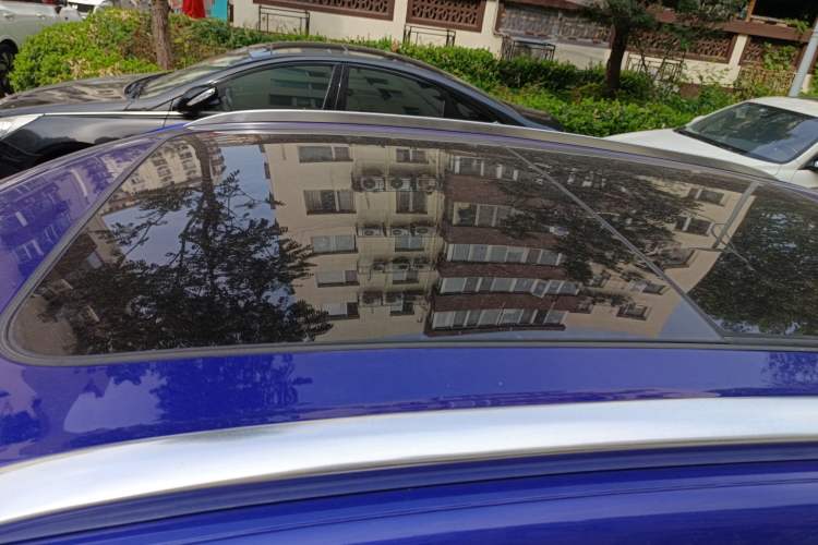 Used Roewe MARVEL X 2018 Rear-Drive Model Roof