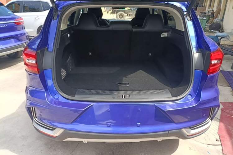 Used Roewe MARVEL X 2018 Rear-Drive Model Trunk