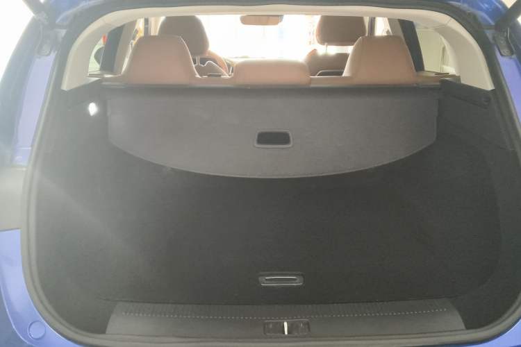 Used Roewe MARVEL X 2018 Rear-Drive Model Trunk