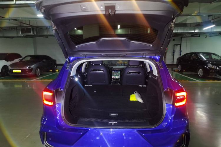 Used Roewe MARVEL X 2018 Rear-Drive Model Trunk