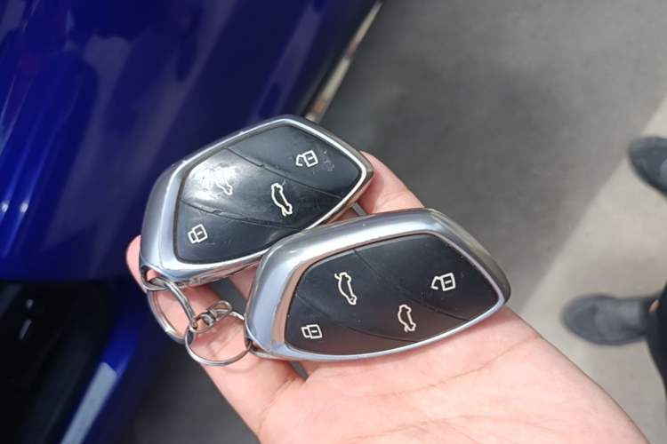 Used Roewe MARVEL X 2018 Rear-Drive Model Vehicle Key