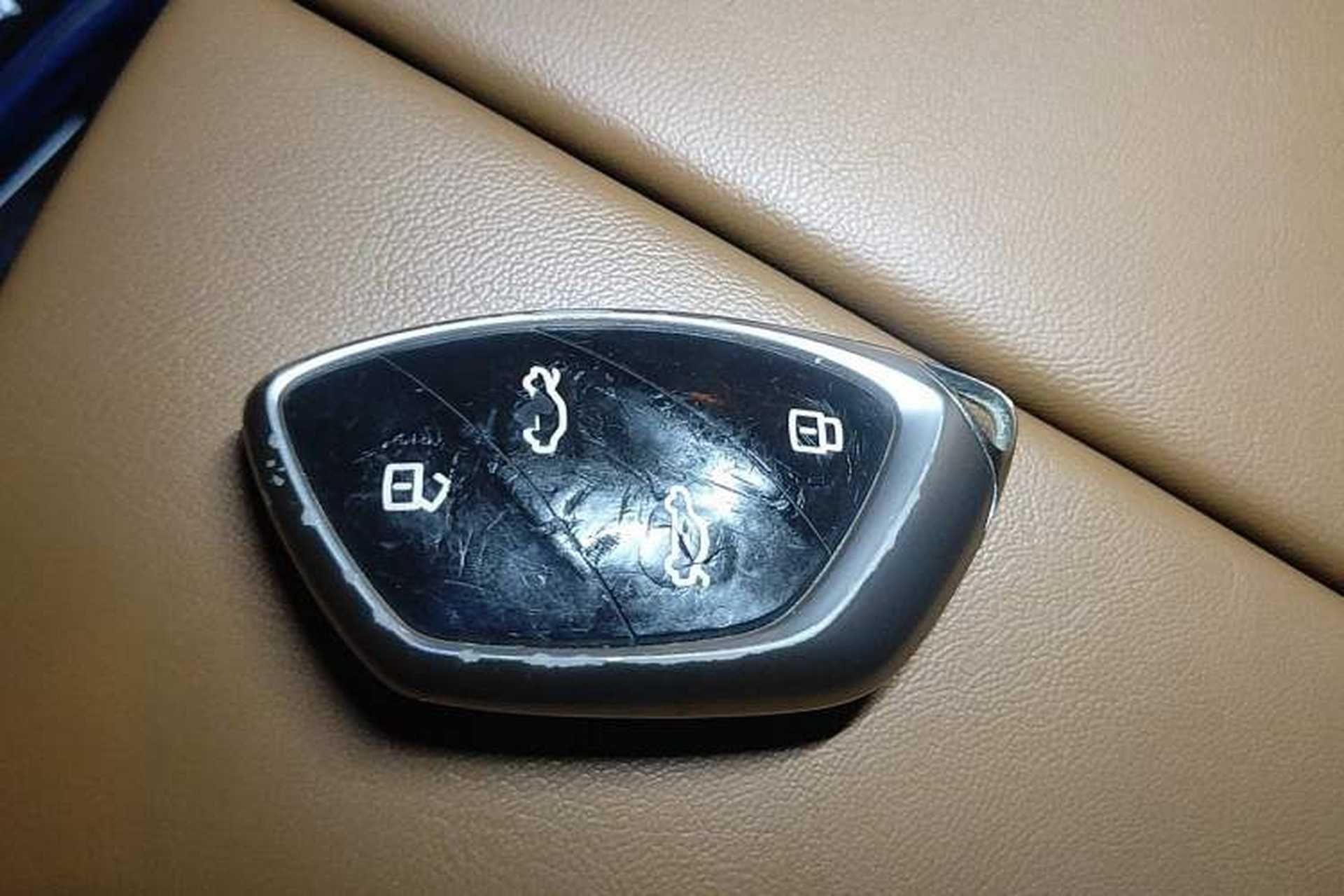 Used Roewe MARVEL X 2018 Rear-Drive Model Vehicle Key