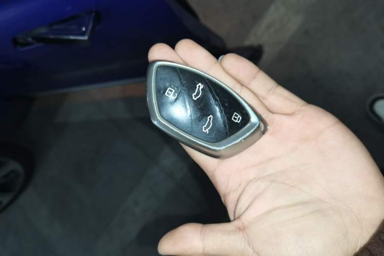 Used Roewe MARVEL X 2018 Rear-Drive Model Vehicle Key