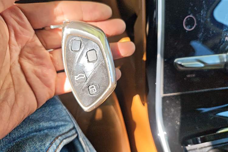 Used Roewe MARVEL X 2018 Rear-Drive Model Vehicle Key