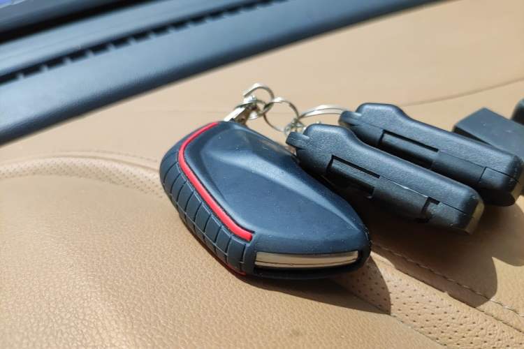 Used Roewe MARVEL X 2018 All-Wheel-Drive Model Vehicle Key