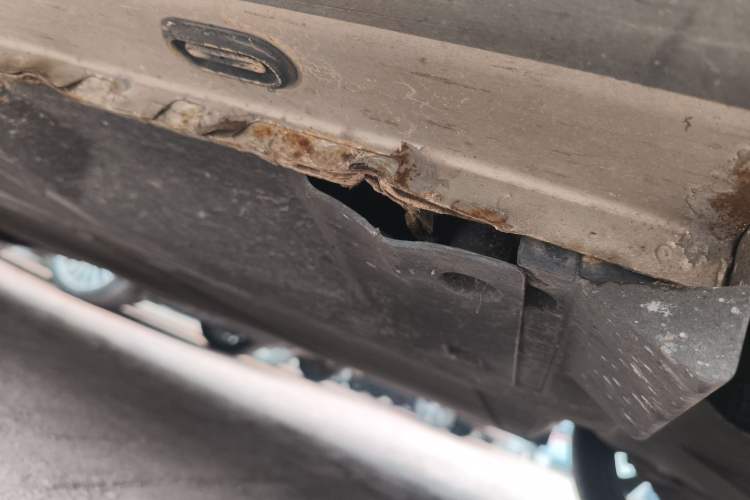 Used Roewe MARVEL X 2018 Rear-Drive Model Chassis Rear Left