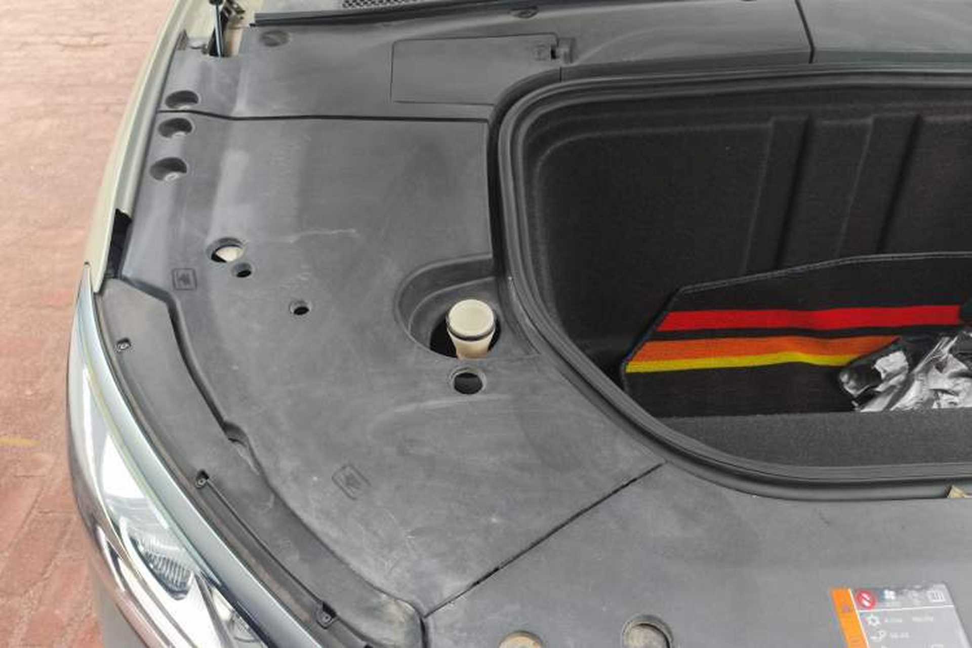 Used Roewe MARVEL X 2018 Rear-Drive Model Engine Bay Right