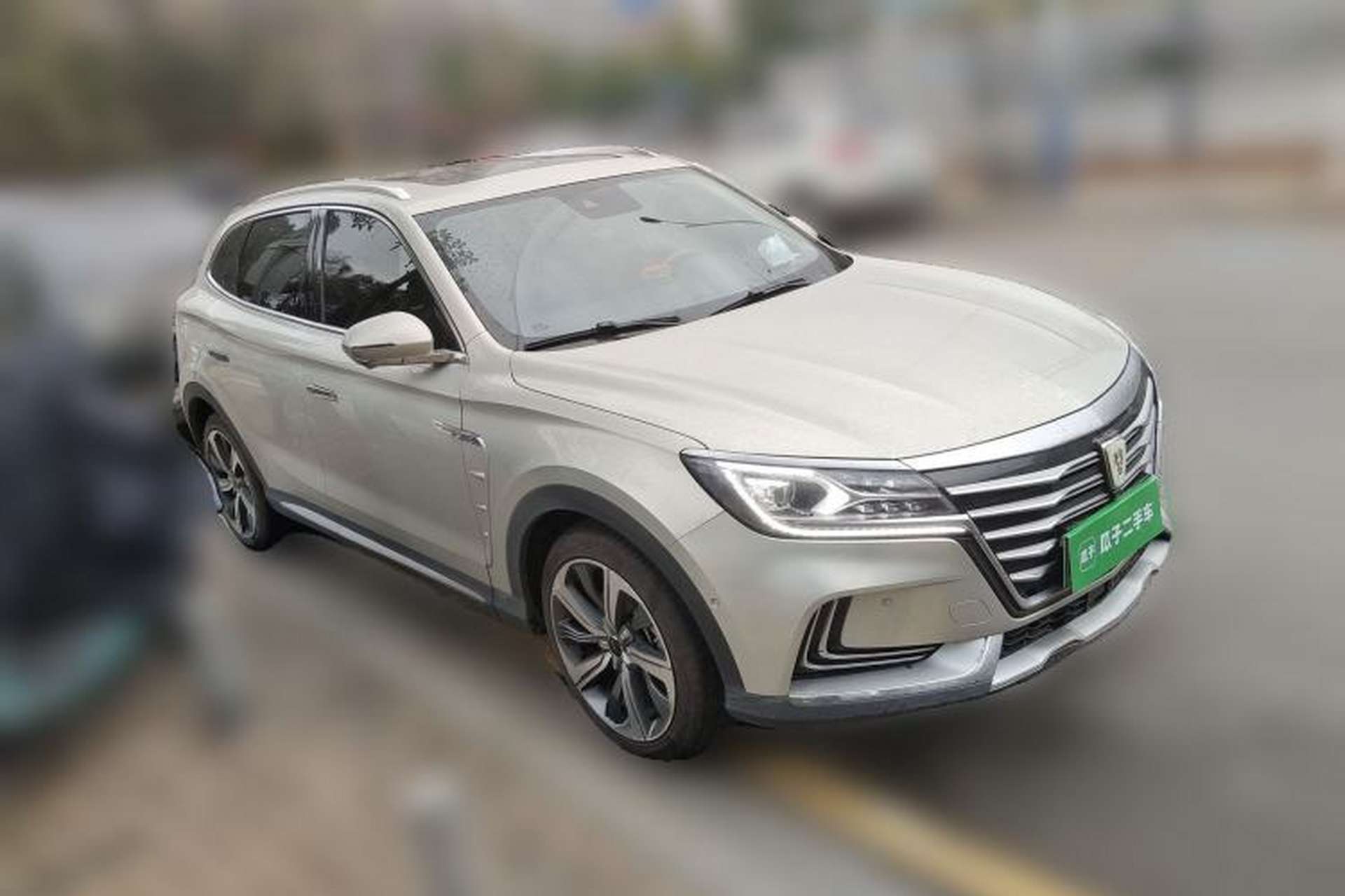 Used Roewe MARVEL X 2018 Rear-Drive Model Front Right 45 Deg