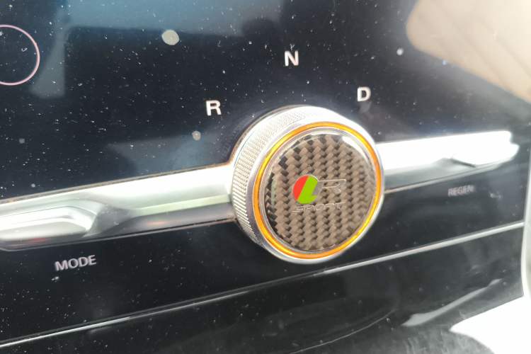 Used Roewe MARVEL X 2018 Rear-Drive Model Gear Lever