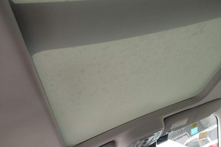 Used Roewe MARVEL X 2018 All-Wheel-Drive Model Headliner