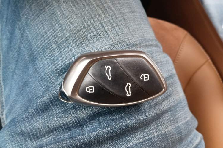 Used Roewe MARVEL X 2018 Rear-Drive Model Vehicle Key