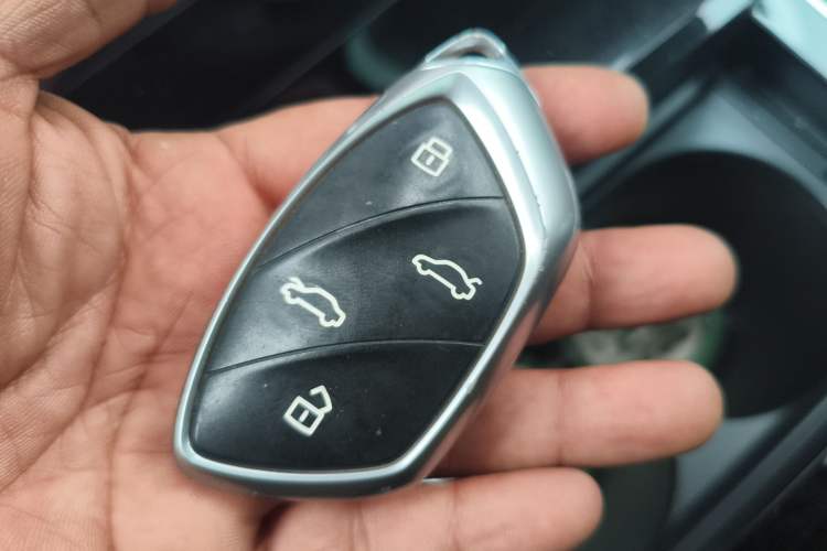 Used Roewe MARVEL X 2018 Rear-Drive Model Vehicle Key