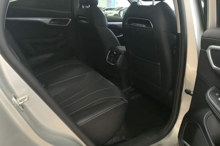 Used Roewe MARVEL X 2018 Rear-Drive Model Interior 5