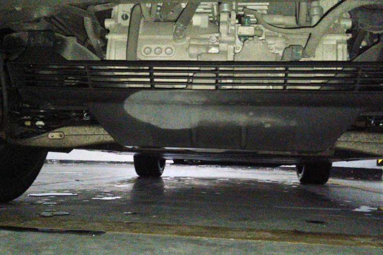 Used Roewe MARVEL X 2018 Rear-Drive Model Chassis Rear