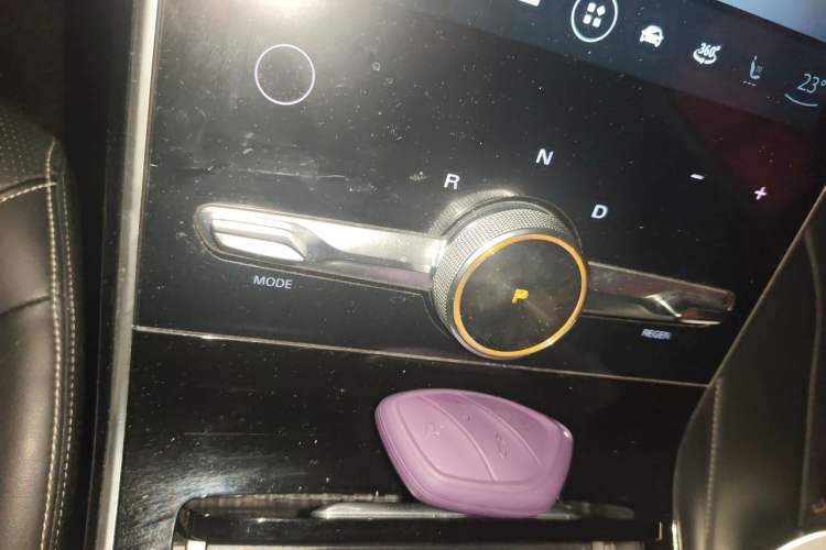 Used Roewe MARVEL X 2018 Rear-Drive Model Gear Lever