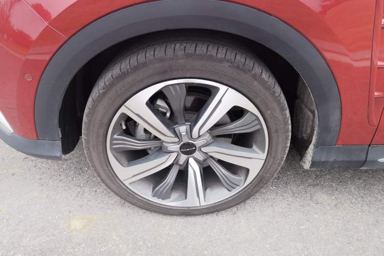 Used Roewe MARVEL X 2018 Rear-Drive Model Left Front Wheel Hub