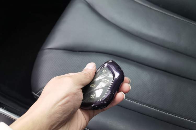Used Roewe MARVEL X 2018 Rear-Drive Model Vehicle Key